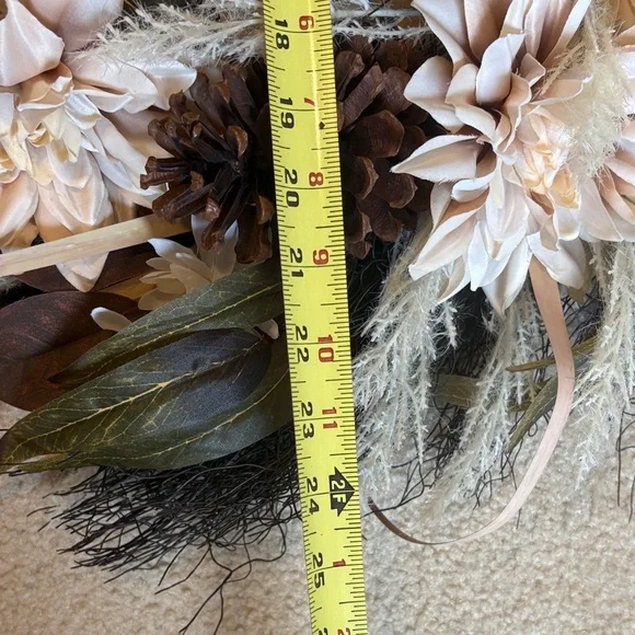 Neutral Ivory and Brown Floral Wreath - - Picture 5 of 11